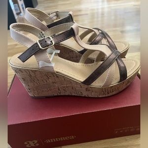 Andrea wedges, New in box